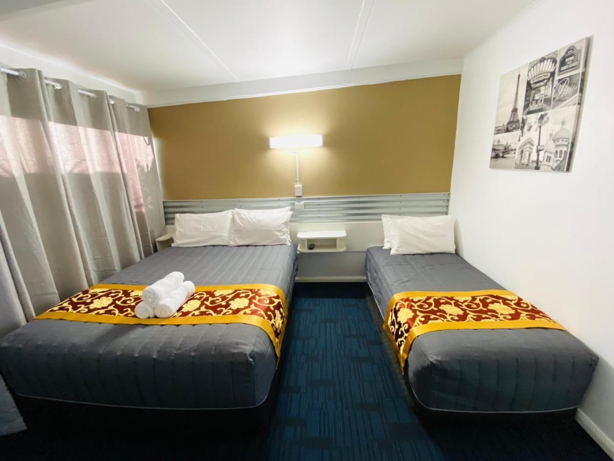 Mid Valley Motel Моруэлл Экстерьер фото