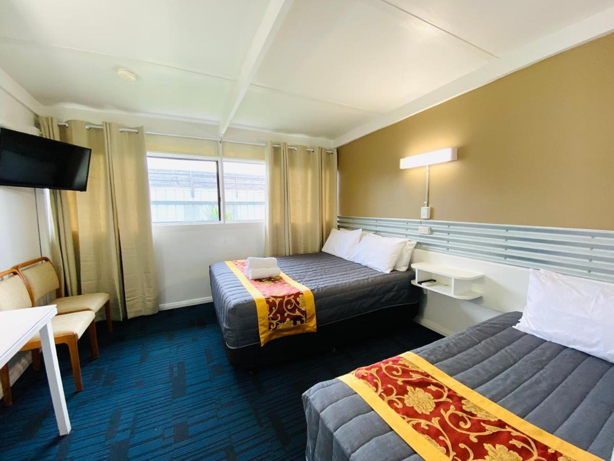 Mid Valley Motel Моруэлл Экстерьер фото