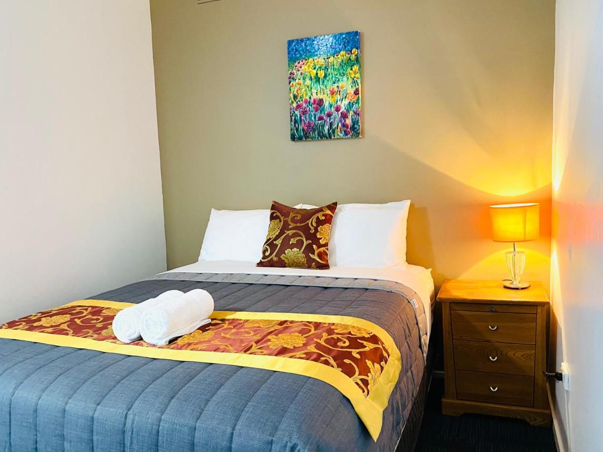 Mid Valley Motel Моруэлл Экстерьер фото
