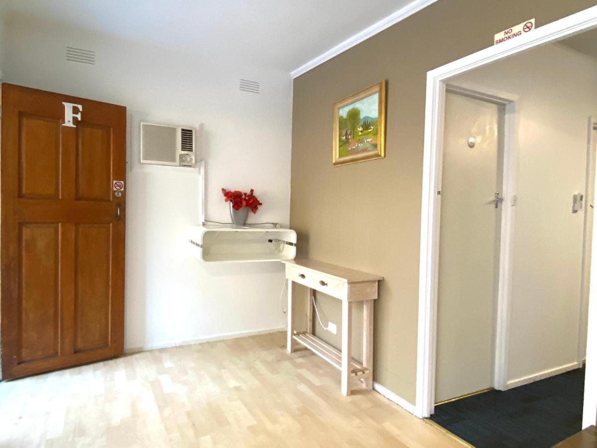 Mid Valley Motel Моруэлл Экстерьер фото